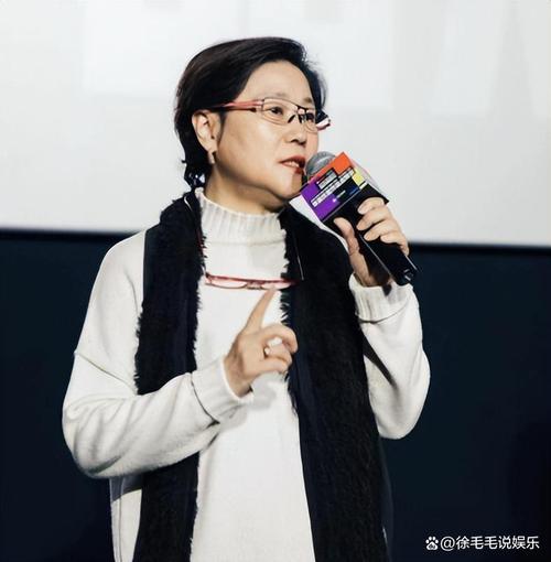 背影之后 一个“资源咖”的二十年蛰伏